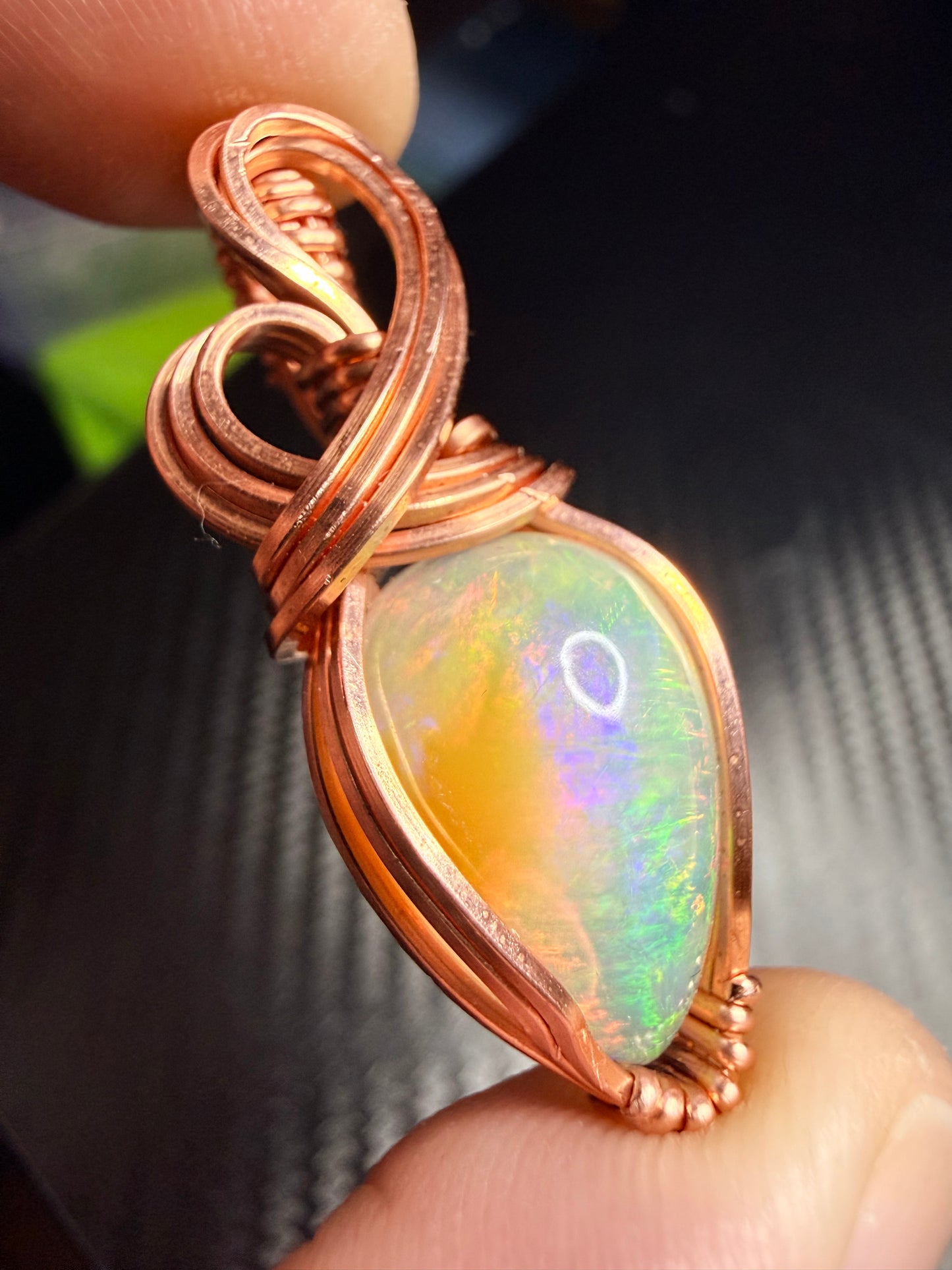12VDS) Ethiopian Welo Opal, Pendant In Copper