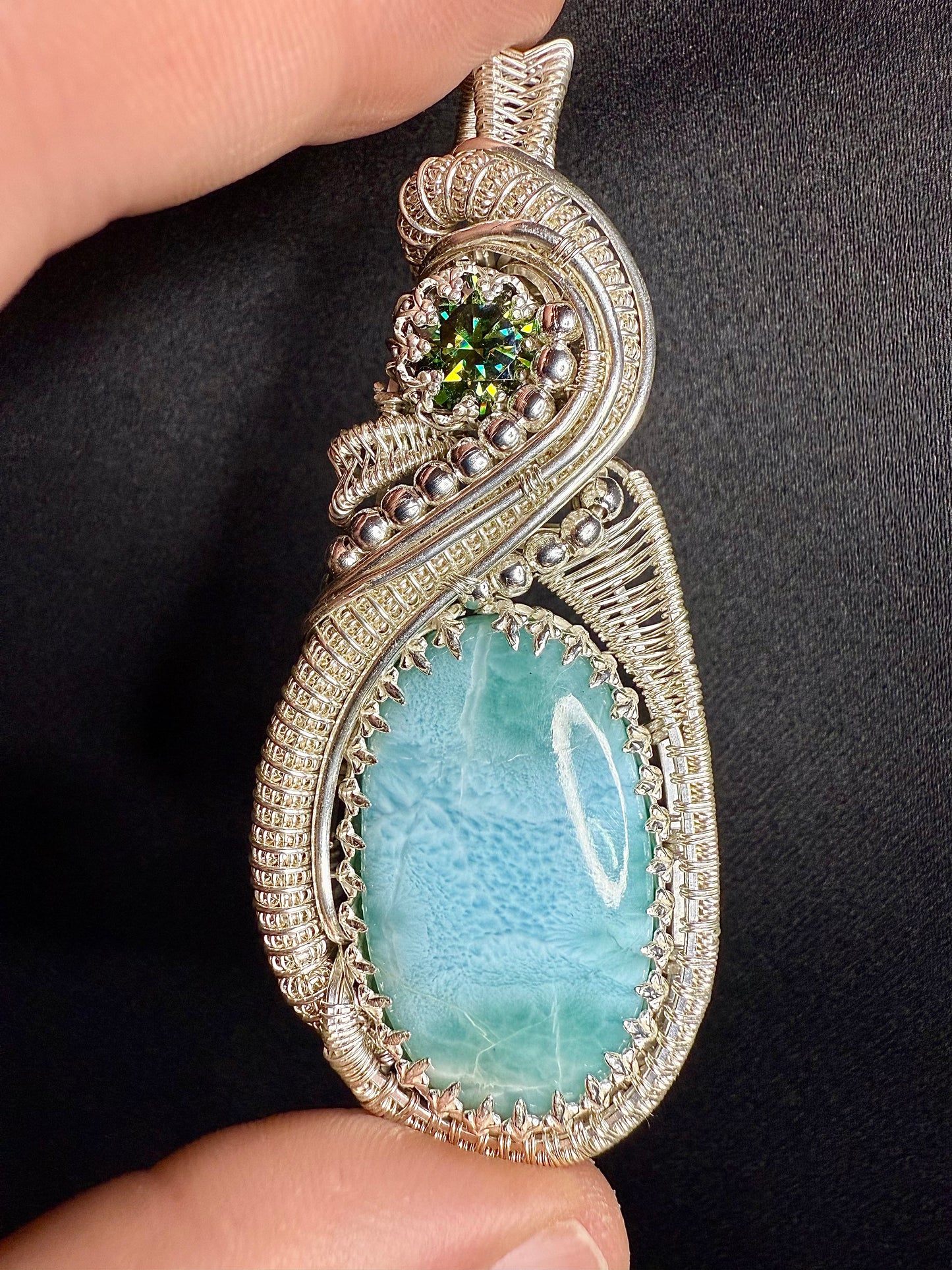 ZZ12) Larimar Pendant Necklace In Sterling Silver