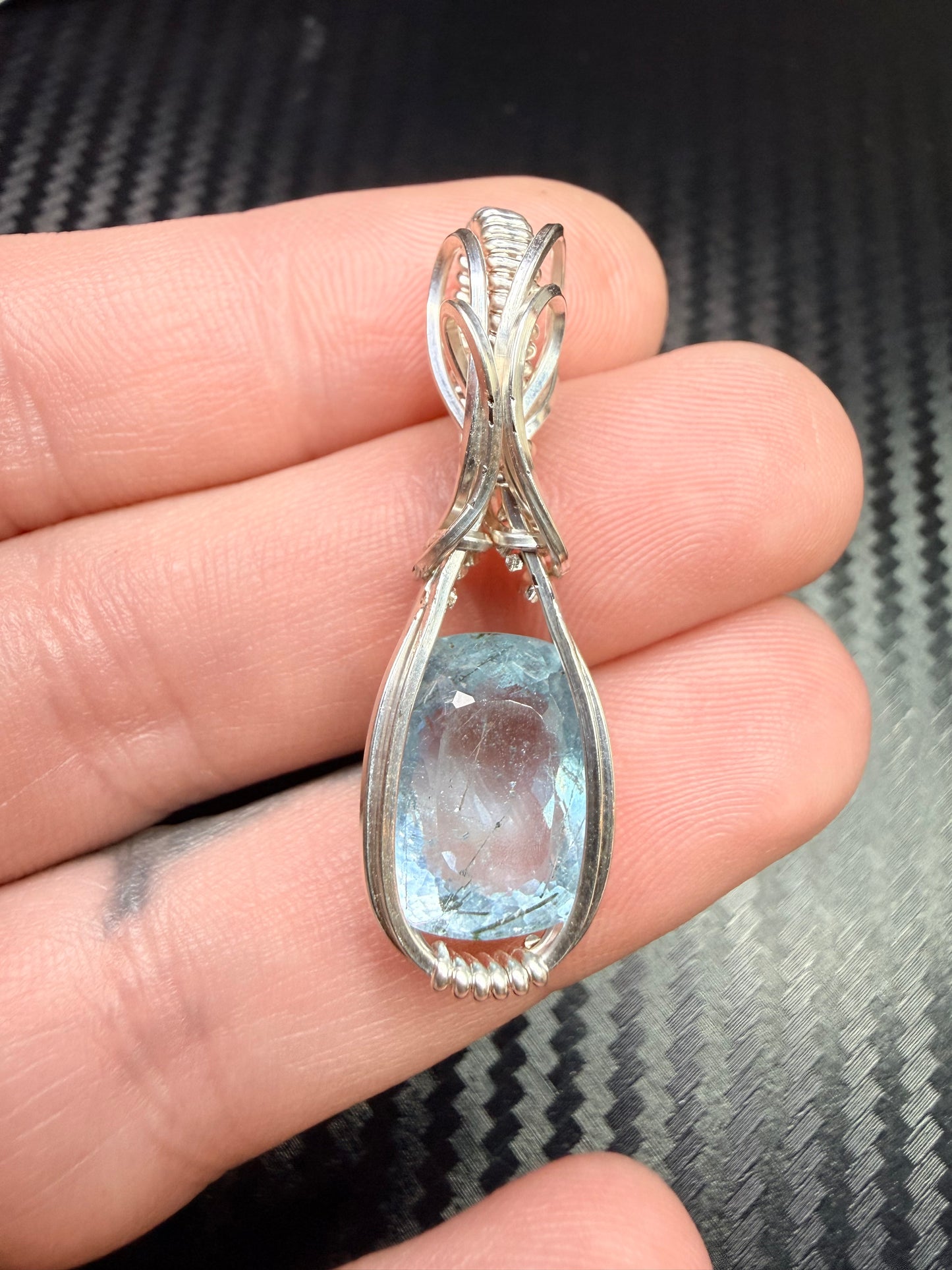 Aquamarine Pendant in 925 Sterling Silver – Blue Gemstone Necklace, Healing Crystal Jewelry, March Birthstone Gift