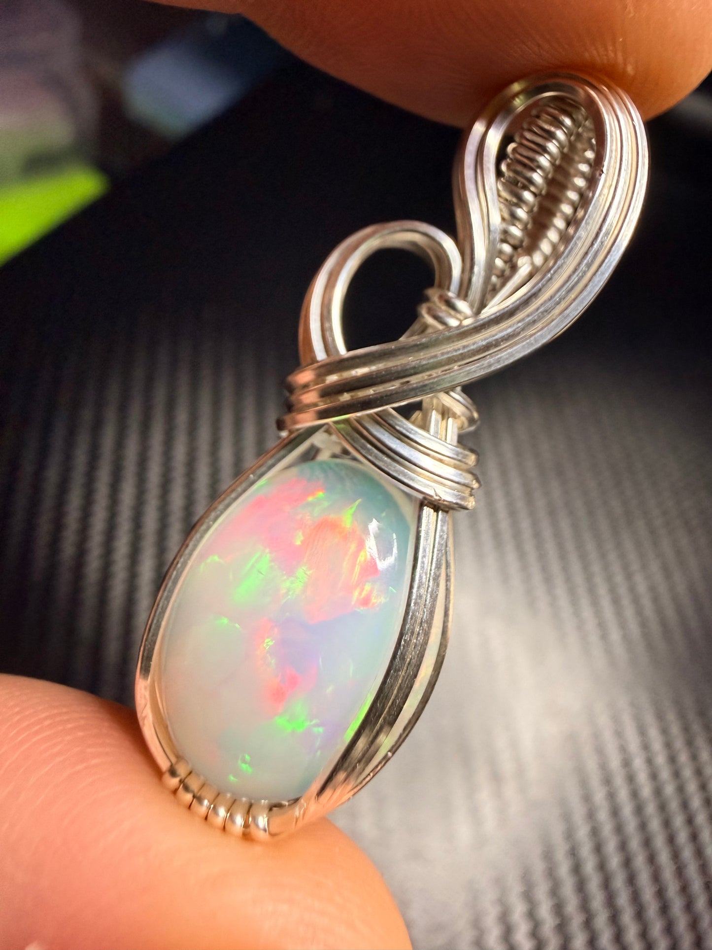 Ethiopian Welo Opal, Pendant In Sterling Silver