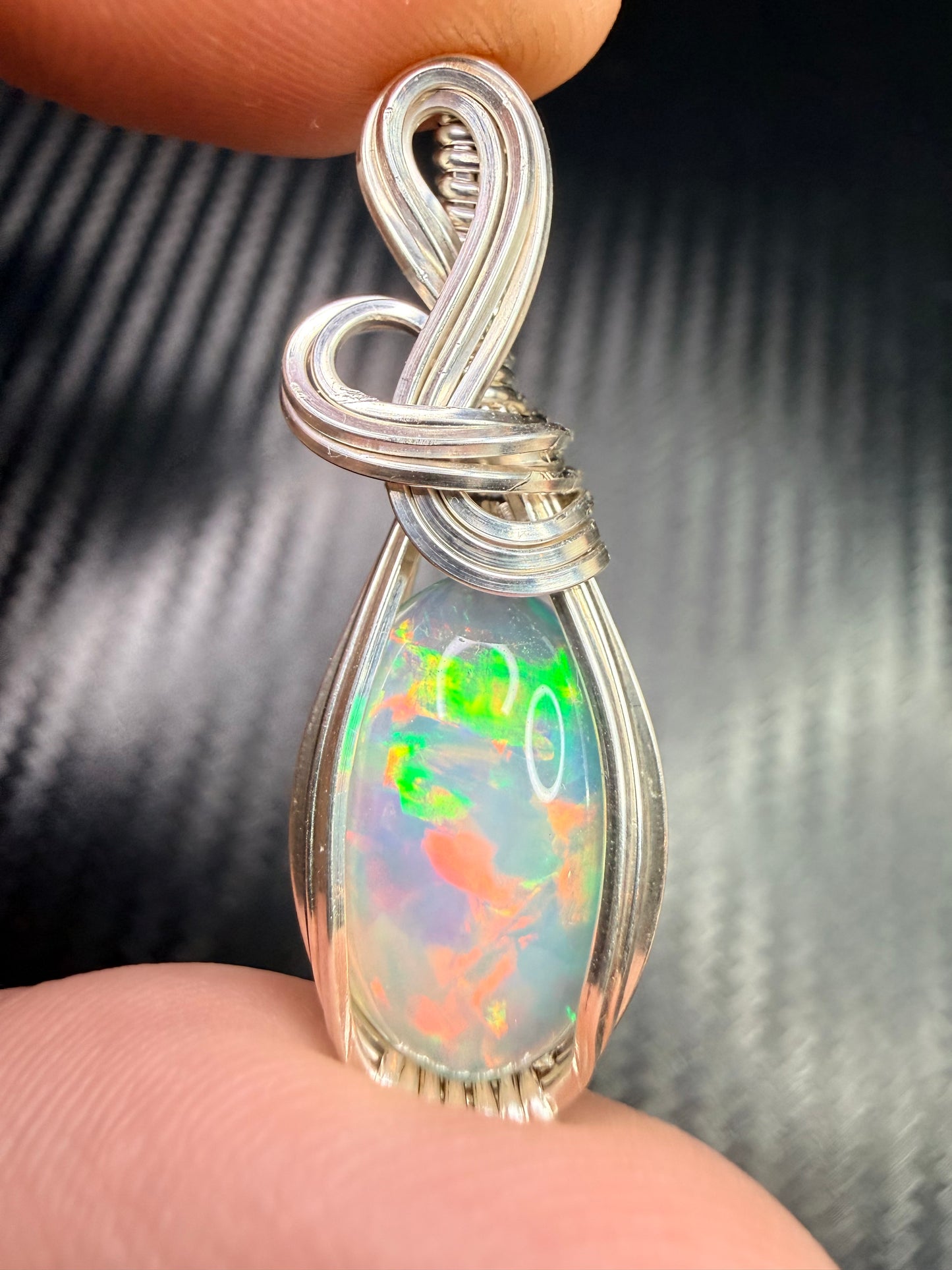 Ethiopian Welo Opal Pendant in .925 Sterling Silver – Natural Opal Necklace, October Birthstone, Fire Opal Jewelry, Handmade Opal Gift, Healing Crystal Pendant
