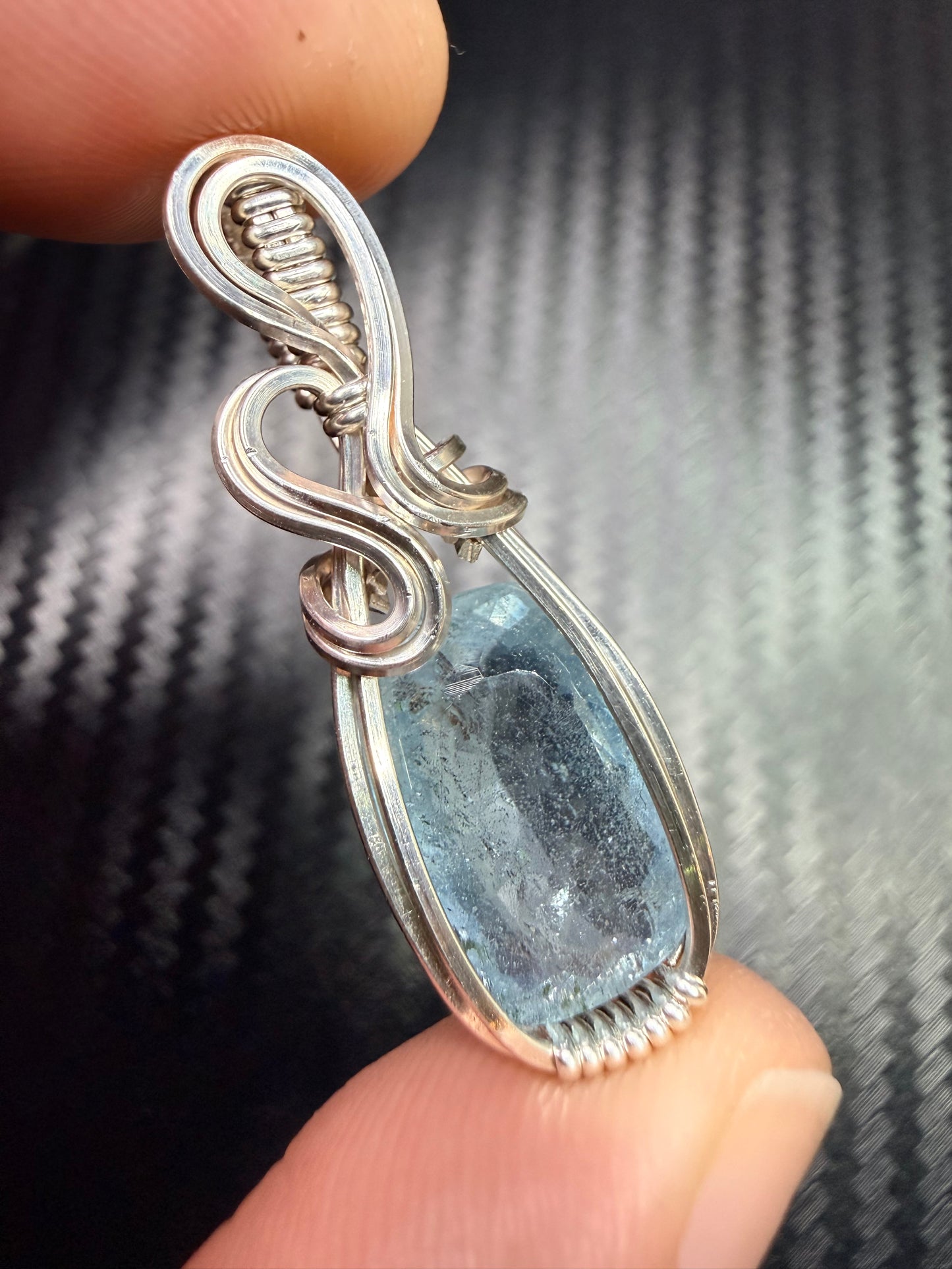 Aquamarine Pendant in 925 Sterling Silver – Blue Gemstone Necklace, Healing Crystal Jewelry, March Birthstone Gift