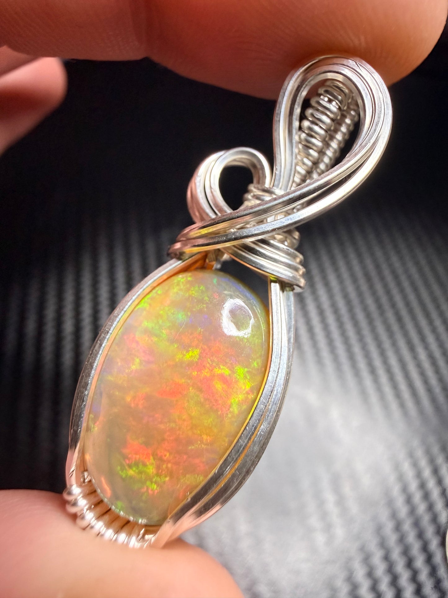 Ethiopian Welo Opal, Pendant In Sterling Silver