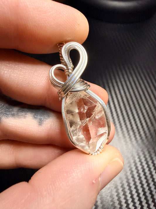 111VDS) Herkimer Diamond Quartz Pendant in Sterling Silver