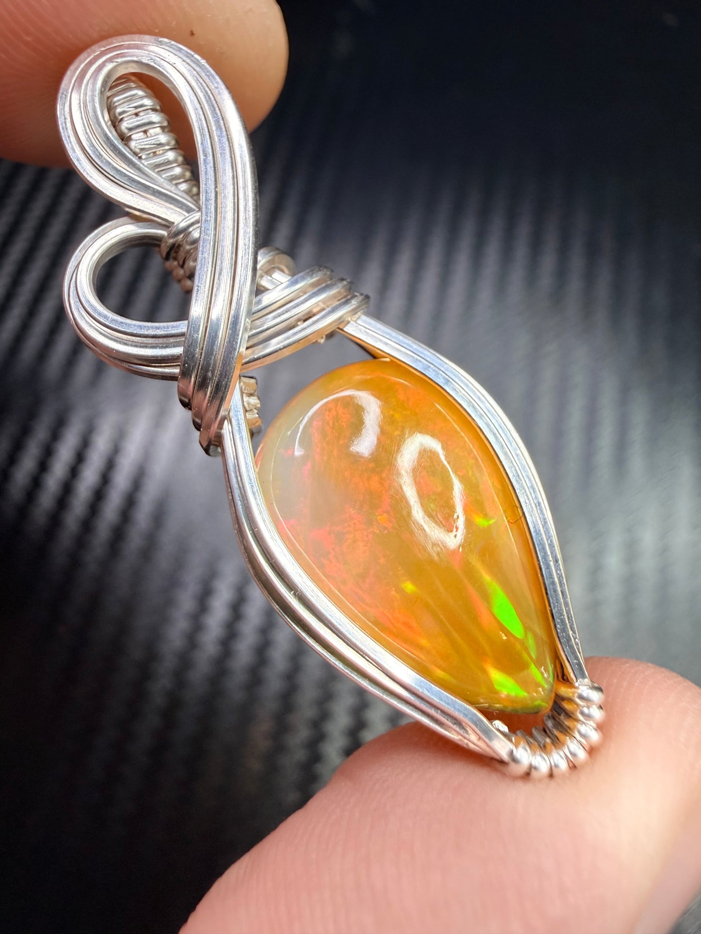 Ethiopian Welo Opal Pendant in .925 Sterling Silver – Natural Opal Necklace, October Birthstone, Fire Opal Jewelry, Handmade Opal Gift, Healing Crystal Pendant