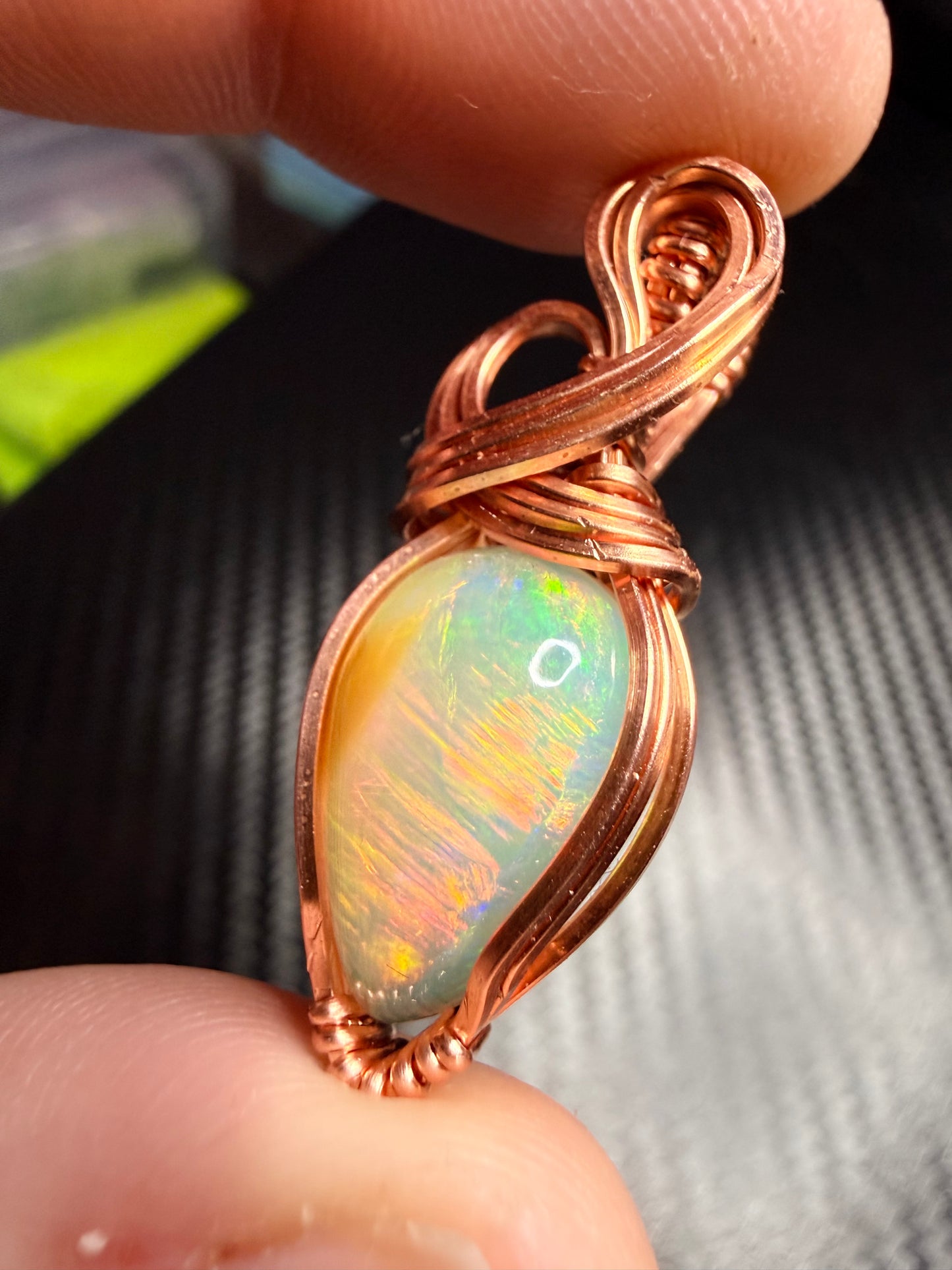 12VDS) Ethiopian Welo Opal, Pendant In Copper