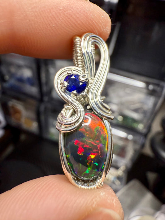 ZZ12) Opal & Sapphire Pendant in Sterling Silver