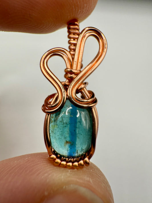 A1.) Christmas Special Bi-color Kyiante In Copper