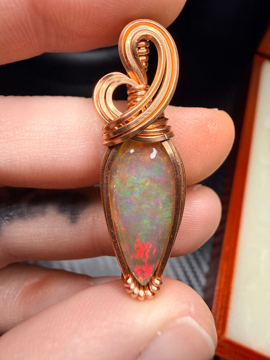 12VDS) Ethiopian Welo Opal, Pendant In Copper