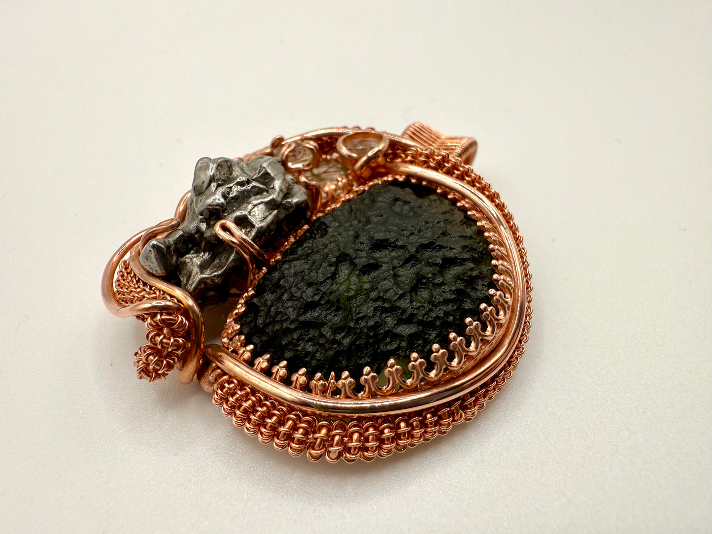 Z112) Moldavite, Meteorite, and a cluster of LDG in copper