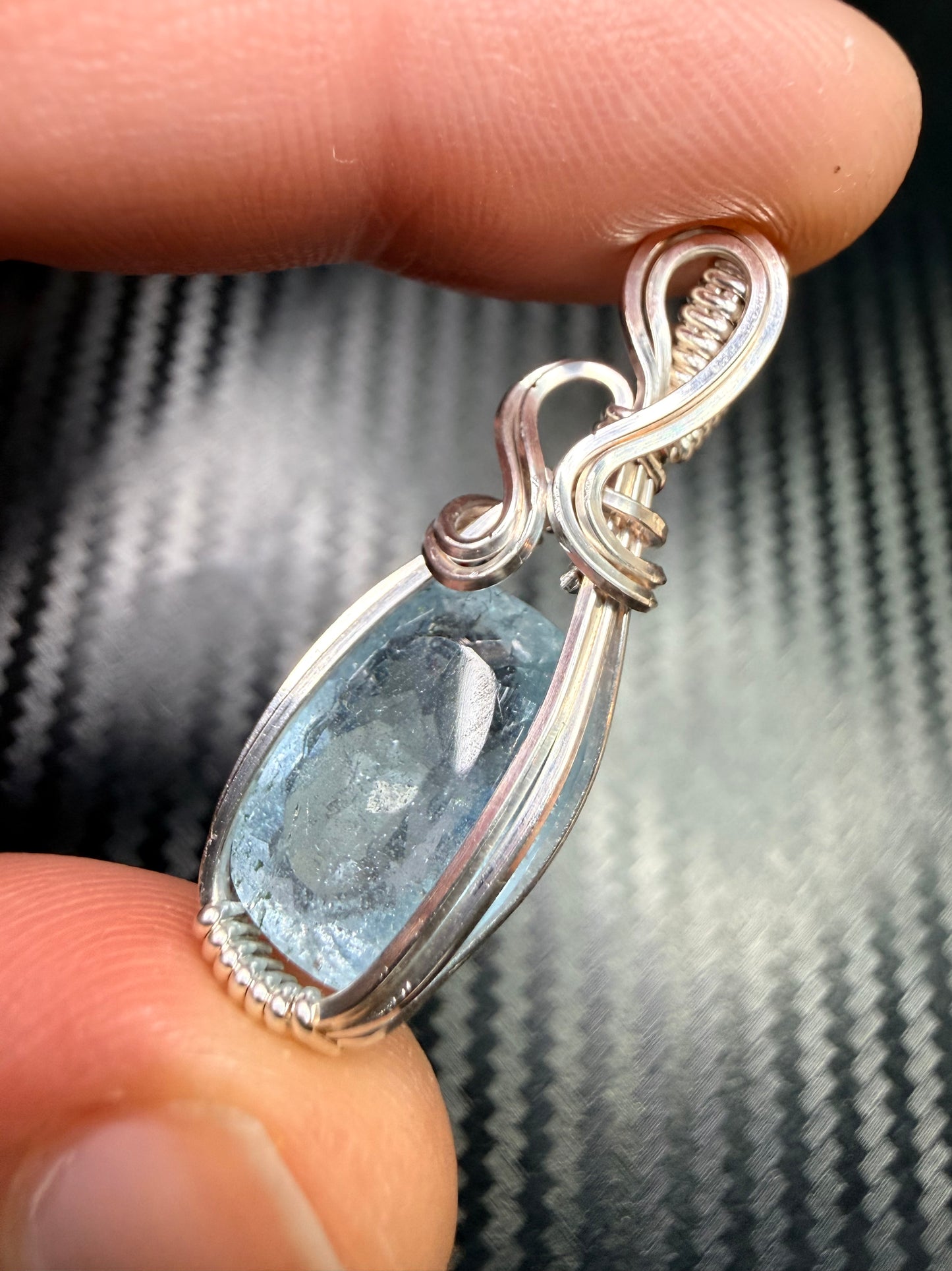 Aquamarine Pendant in 925 Sterling Silver – Blue Gemstone Necklace, Healing Crystal Jewelry, March Birthstone Gift