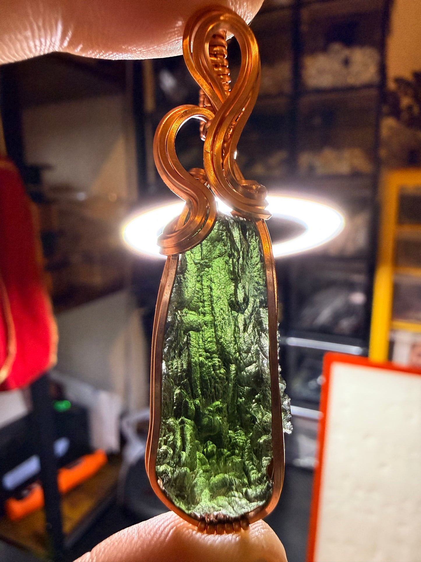 11VDS) Moldavite pendant in copper