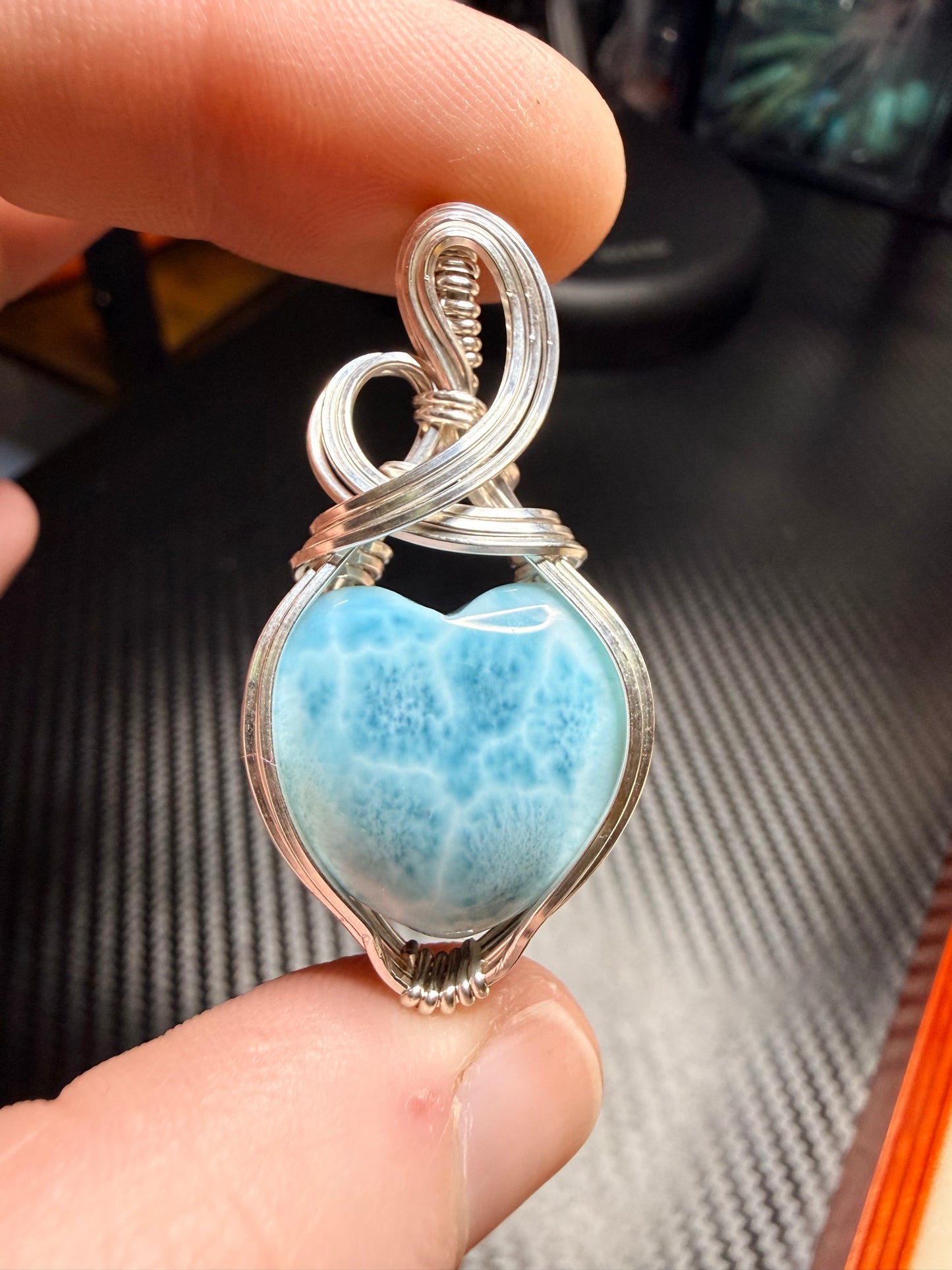 11VDS) Larimar Pendant in Sterling Silver