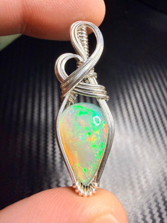 Ethiopian Welo Opal, Pendant In Sterling Silver